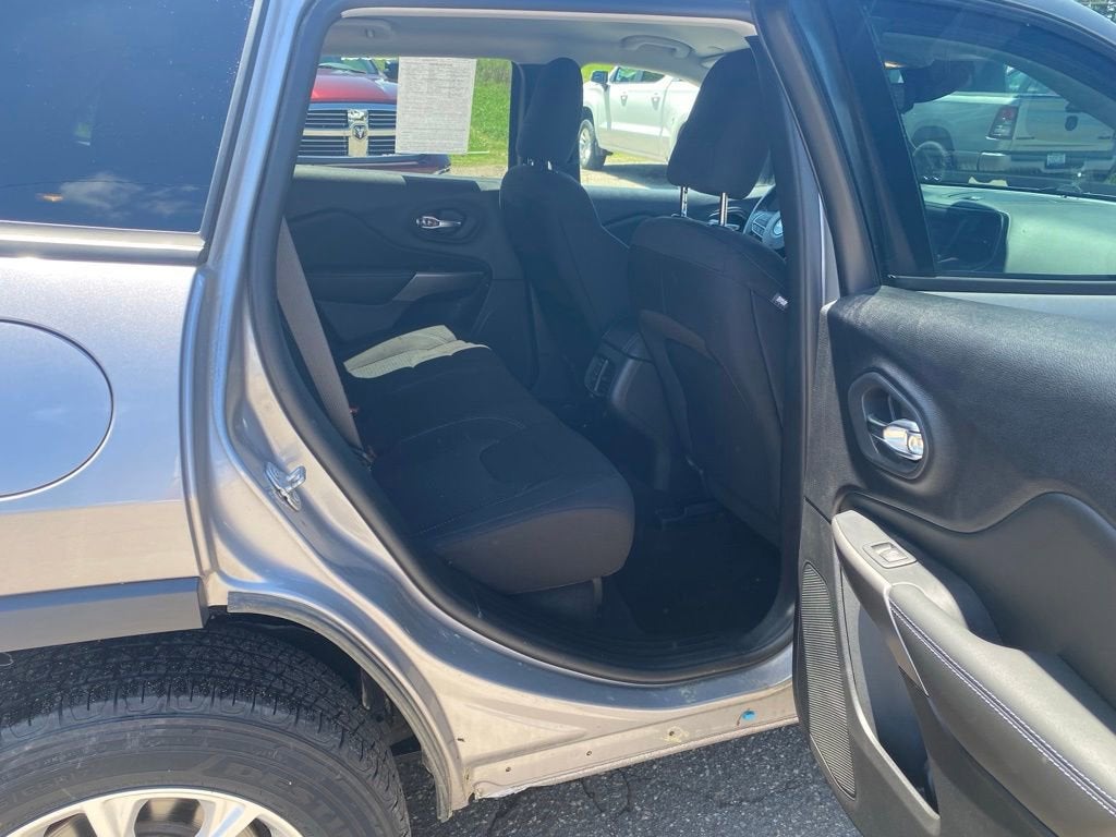 2021 Jeep Cherokee Latitude