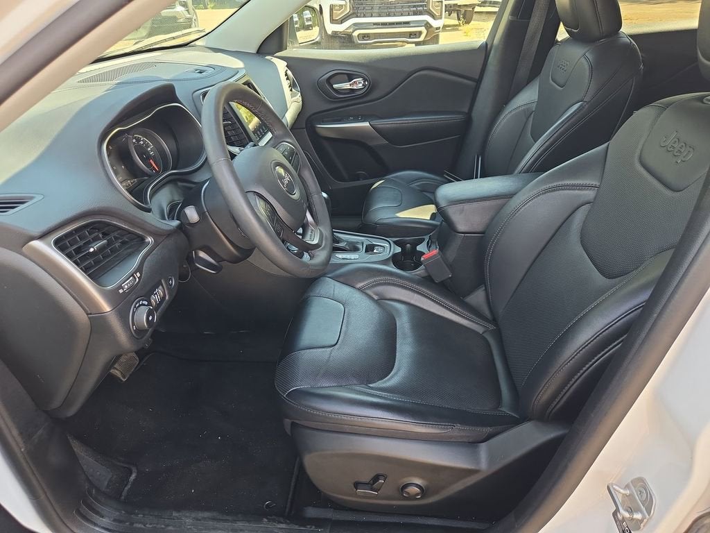 2022 Jeep Cherokee Latitude Lux