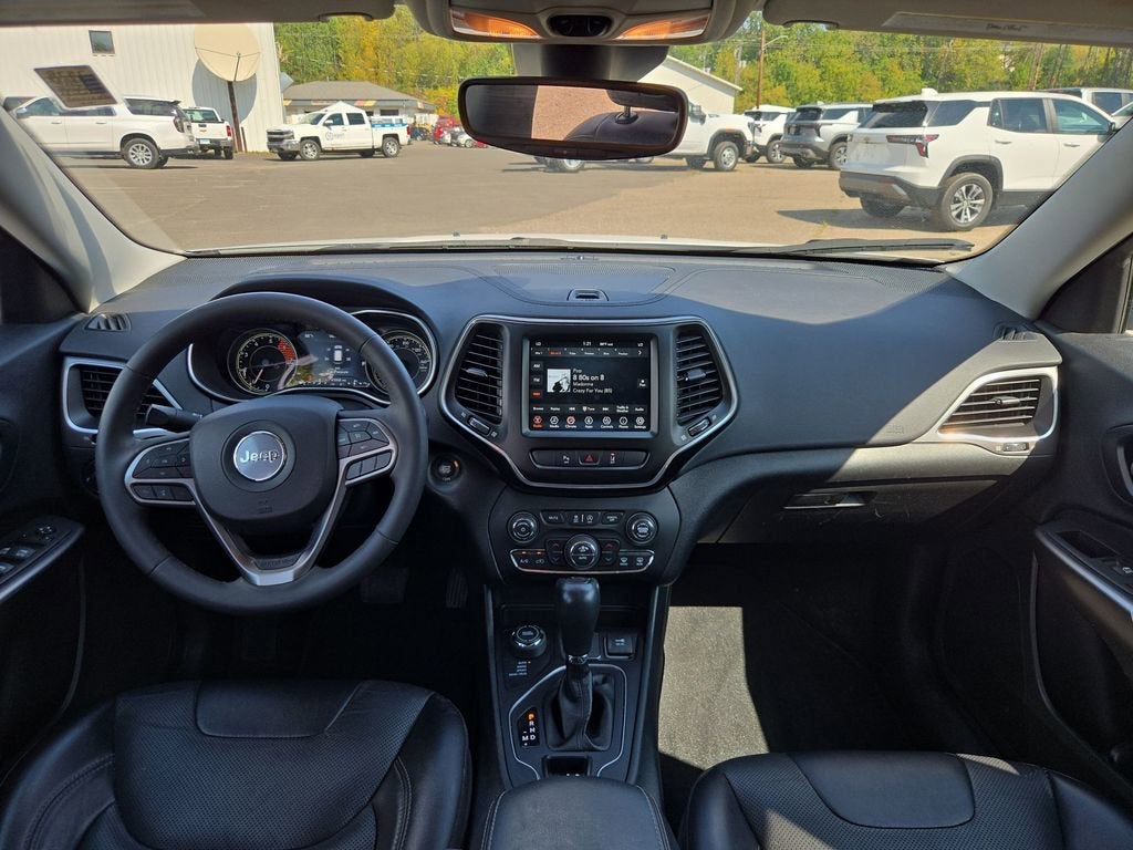 2022 Jeep Cherokee Latitude Lux