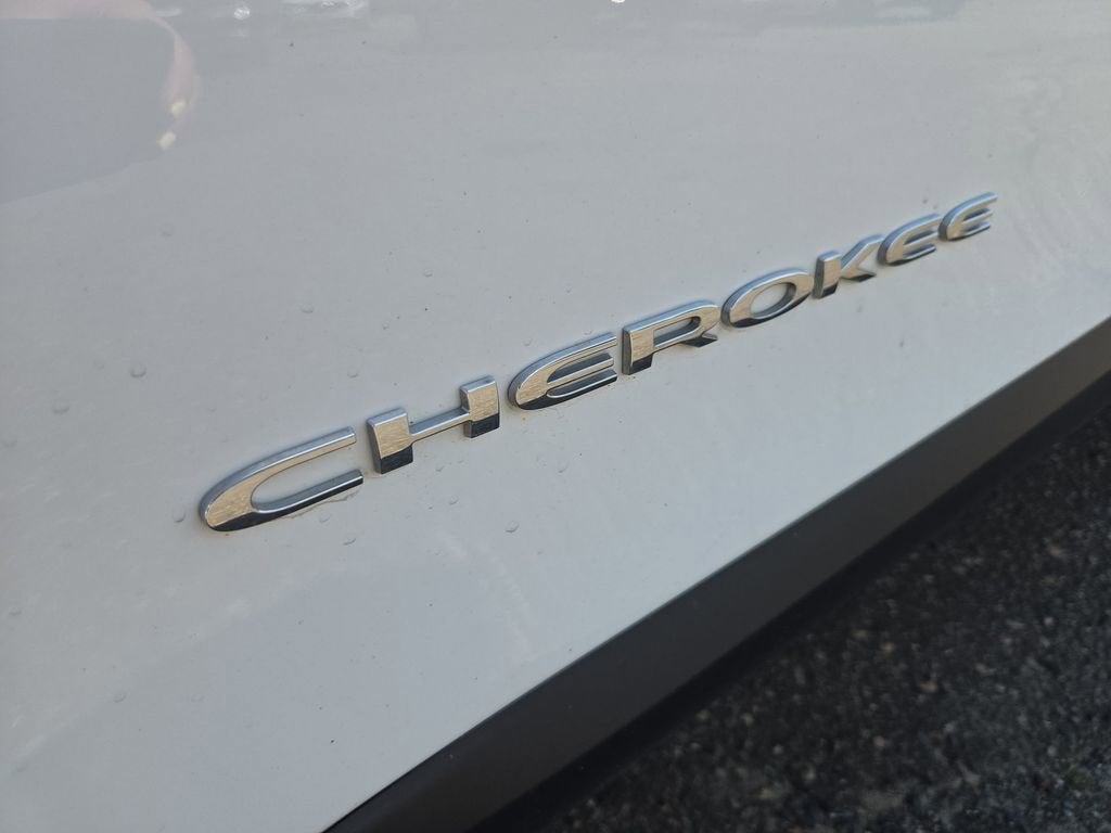 2022 Jeep Cherokee Latitude Lux