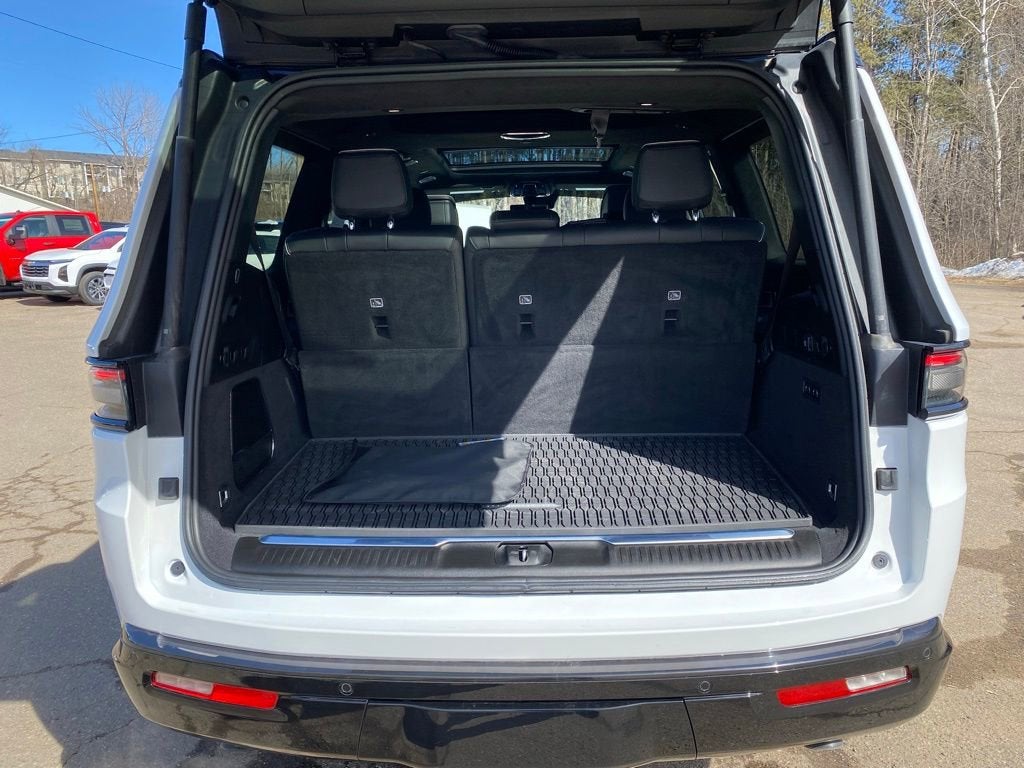 2024 Jeep Grand Wagoneer Series II Obsidian