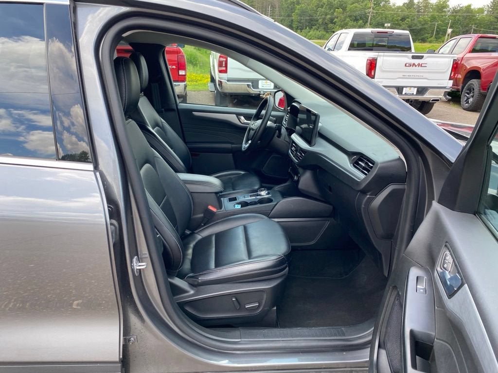 2024 Ford Escape Platinum