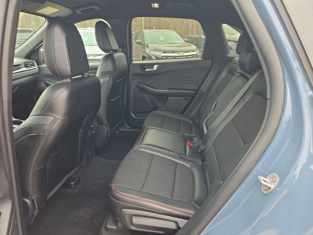 2025 Ford Escape ST-Line Select