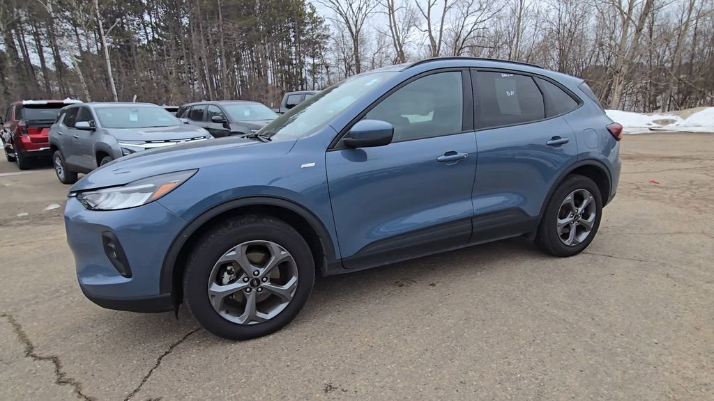 2025 Ford Escape ST-Line Select