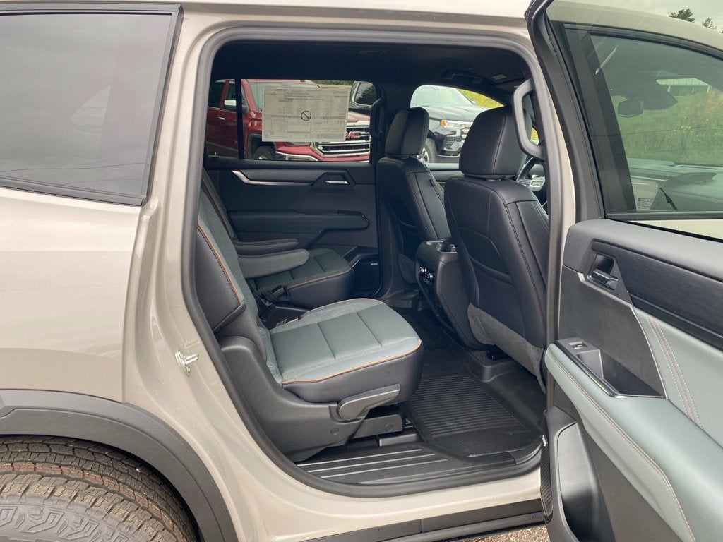 2027 GMC Acadia AT4