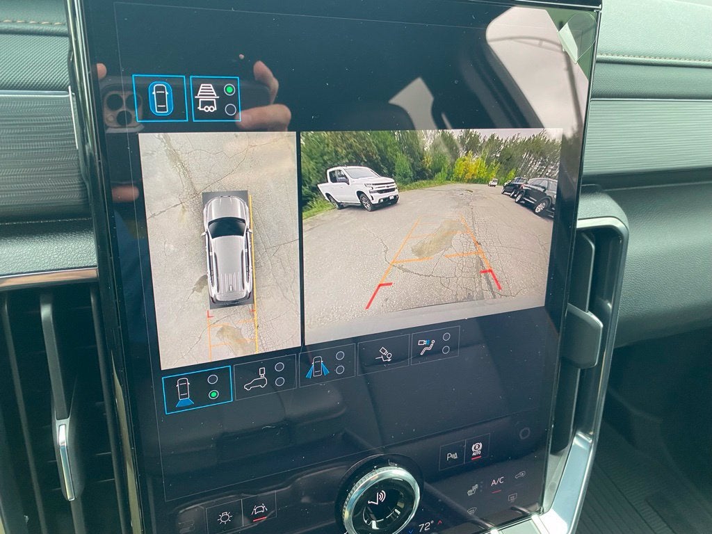 2027 GMC Acadia AT4