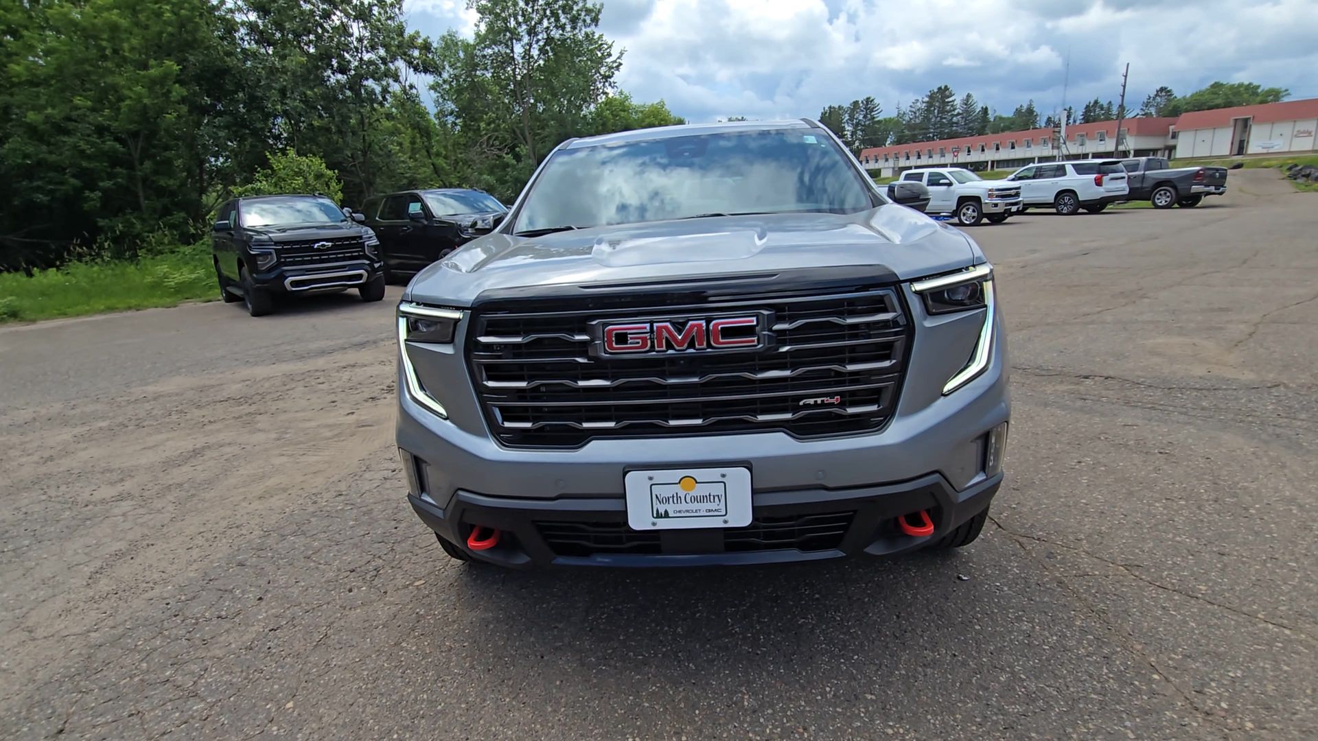 2025 GMC Acadia AT4