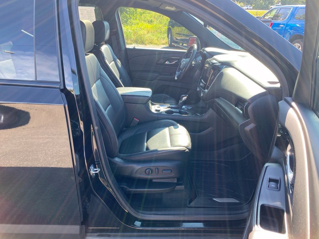 2022 Chevrolet Traverse RS