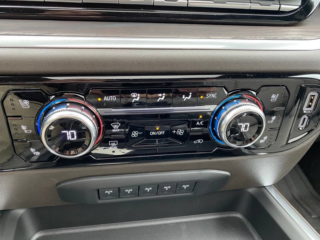 2026 GMC Sierra 3500 HD SLT