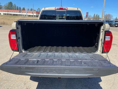 2024 GMC Canyon AT4