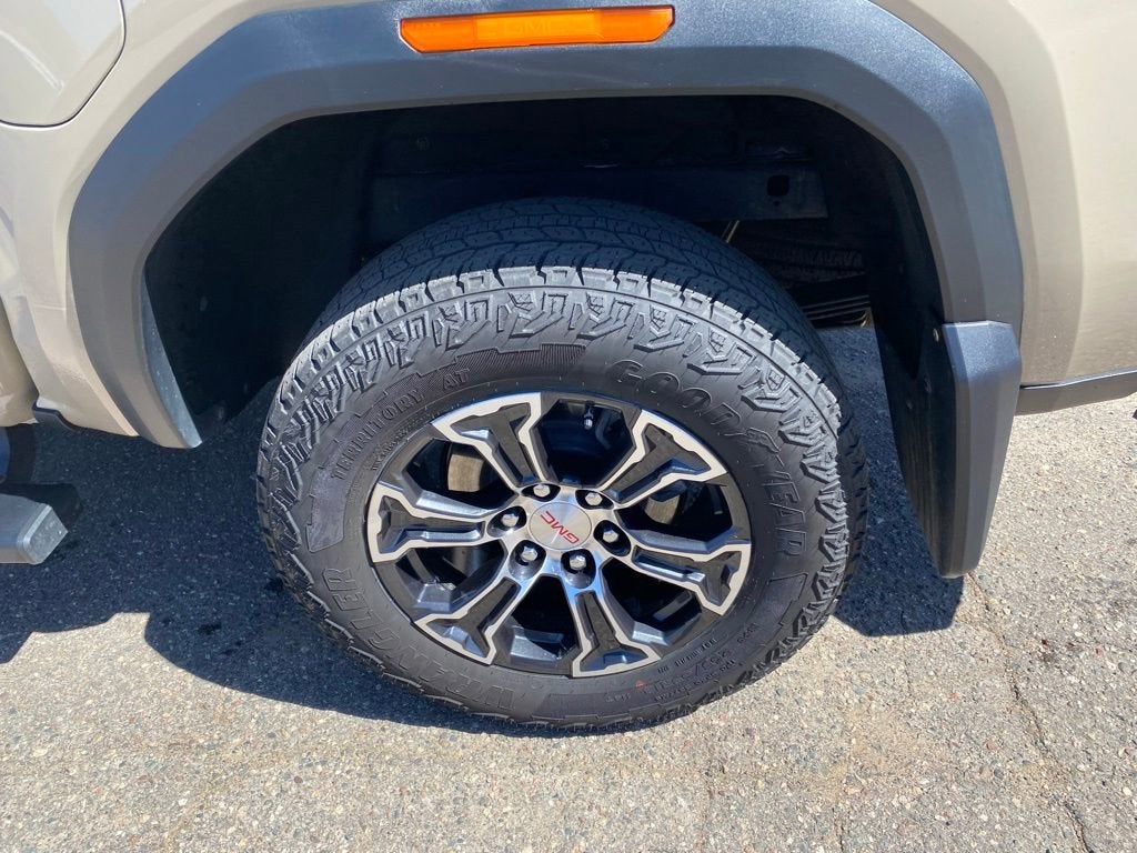 2024 GMC Canyon AT4