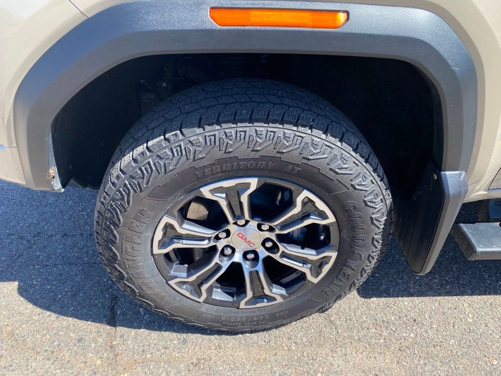 2024 GMC Canyon AT4
