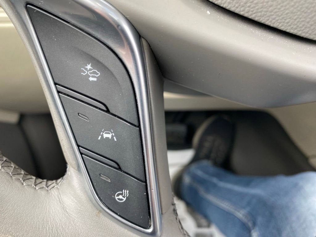 2018 Cadillac XT5 Luxury AWD