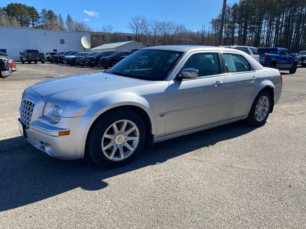 2006 Chrysler 300 C's photo