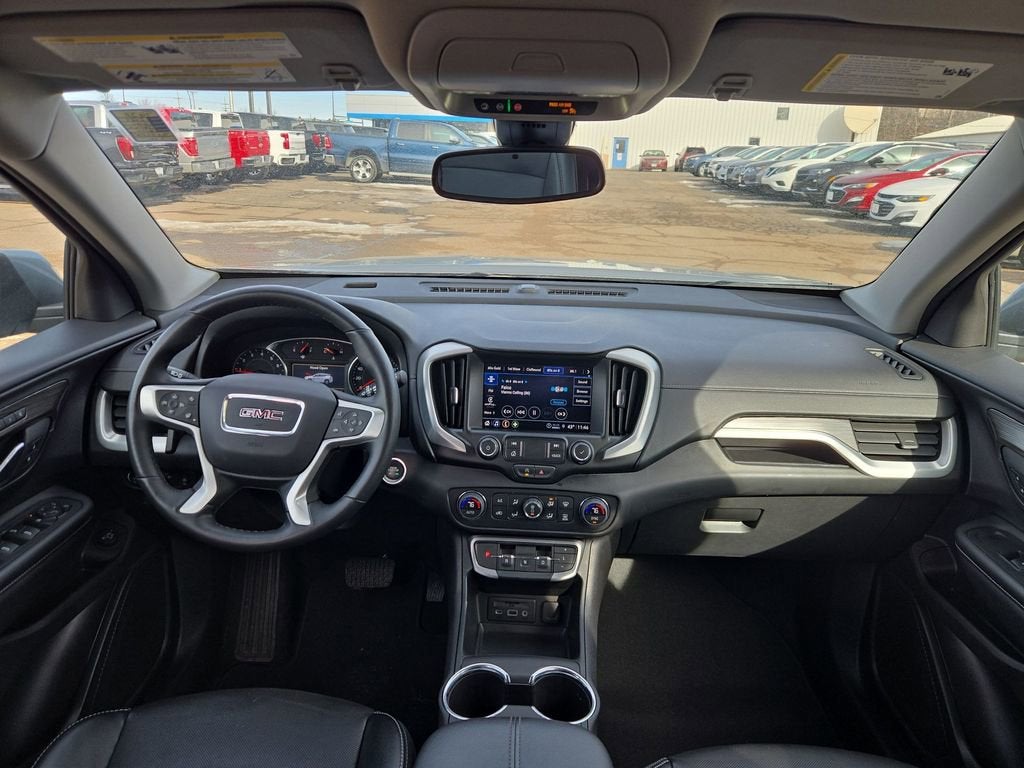 2024 GMC Terrain SLT