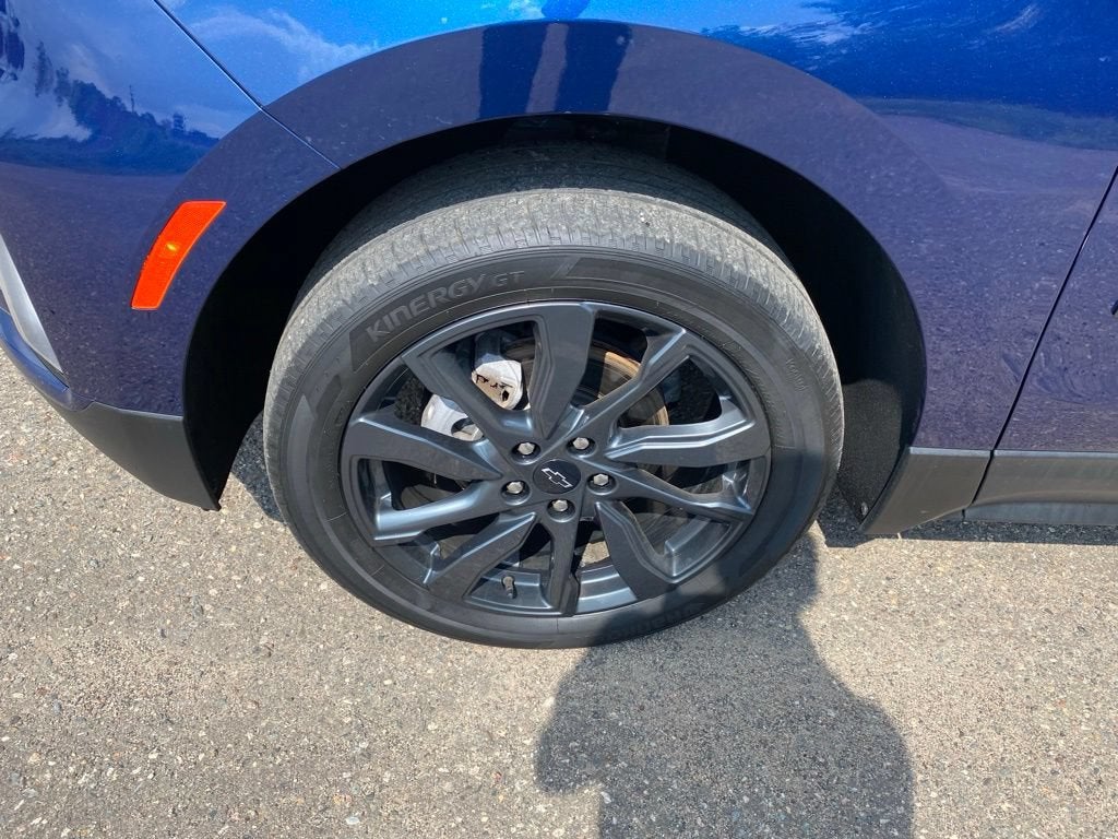 Used 2023 Chevrolet Equinox RS with VIN 3GNAXWEG5PL194005 for sale in Hibbing, Minnesota