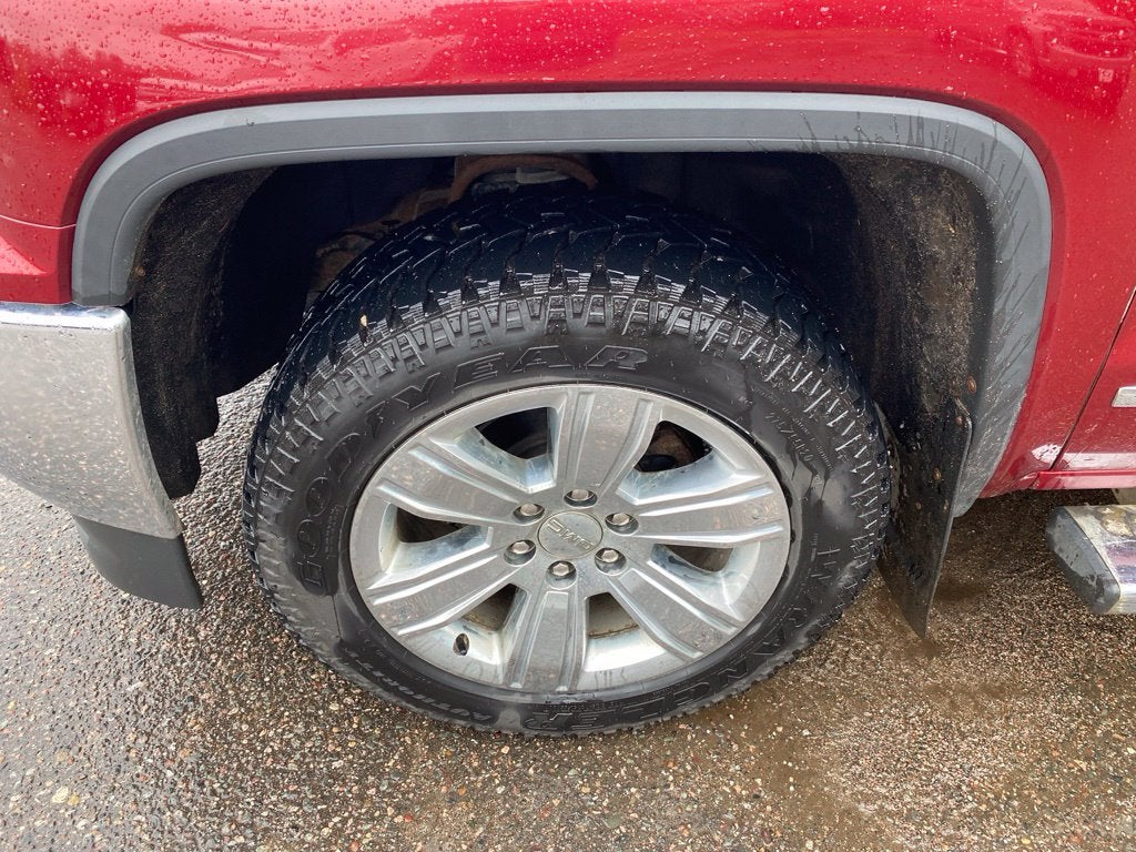 Used 2018 GMC Sierra 1500 SLT with VIN 3GTU2NER6JG366428 for sale in Hibbing, Minnesota