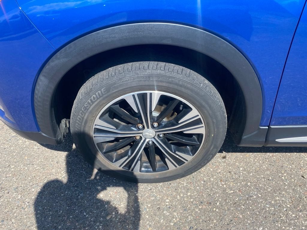 Used 2019 Mitsubishi Eclipse Cross SEL with VIN JA4AT5AAXKZ004839 for sale in Hibbing, MN