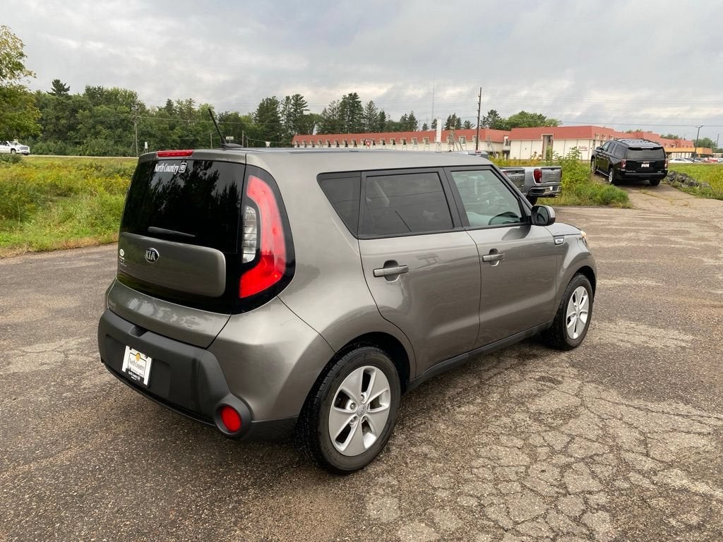 2016 Kia Soul Base