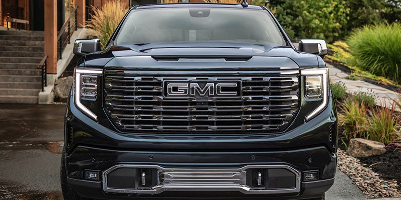 Front Bumper view of GMC Sierra